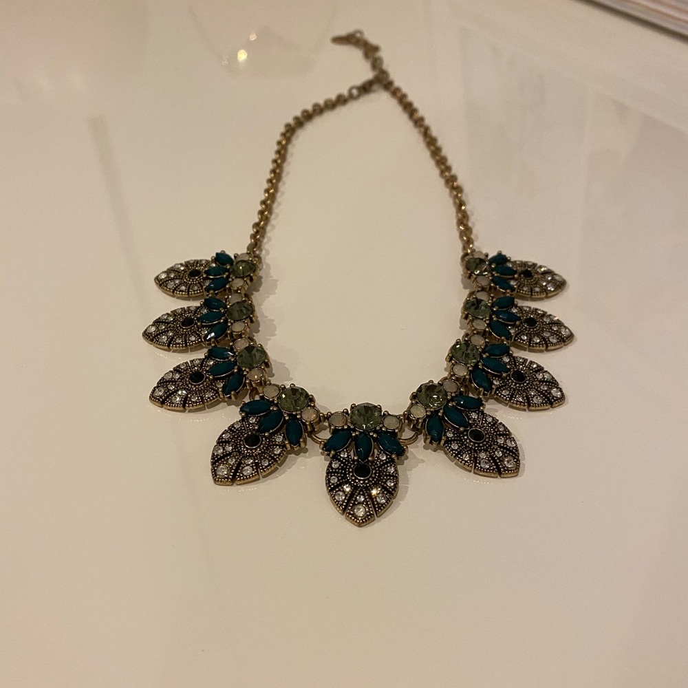 Stella & Ruby Statement Collar Necklace - image 3